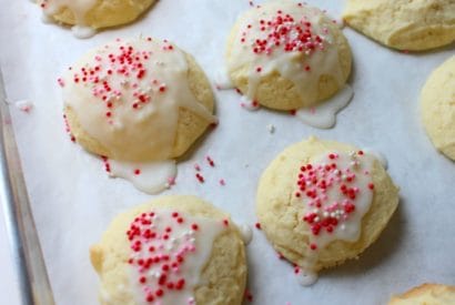 Thumbnail for How To Make These Vanilla Cookies