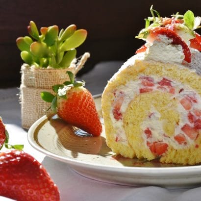Strawberry & Cream Cake Roll
