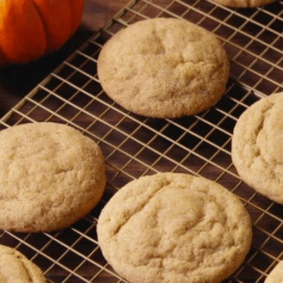 Cheesecake-Stuffed Snickerdoodles