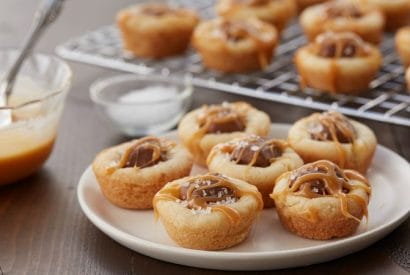 Thumbnail for Yummy Twix Sugar Cookie Cups