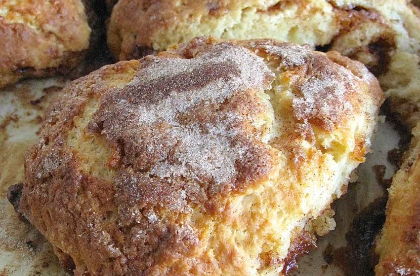 Cinnamon Smear Scones