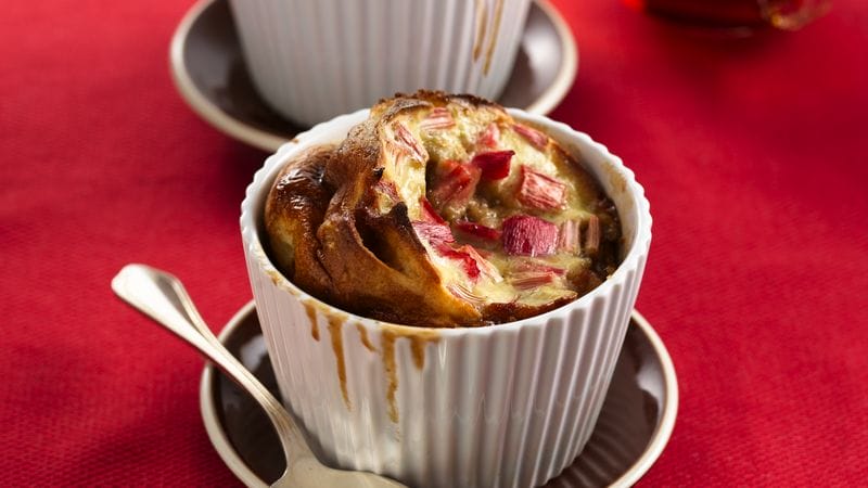 Rhubarb Oven Pudding