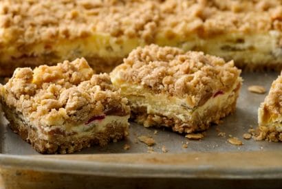 Thumbnail for How To Make These Delicious Rhubarb Cheesecake Bars