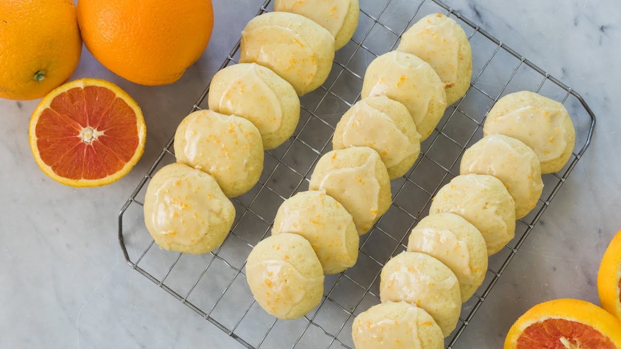 Love This Strawberries And Cream Yogurt Cake Afternoon Baking With