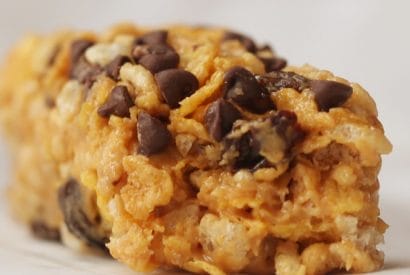 Thumbnail for Delicious On-the-Go Cereal Bars
