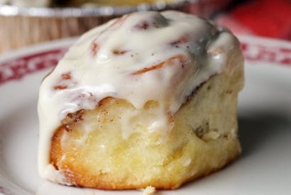 Thumbnail for Amazing Homemade Cinnamon Rolls
