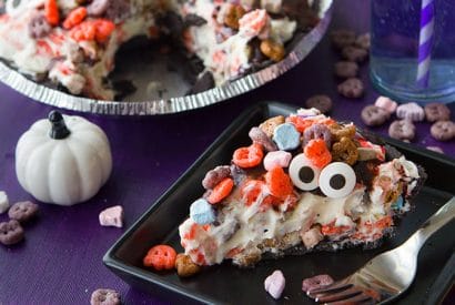 Thumbnail for Yummy Monster Mash Marshmallow Pie