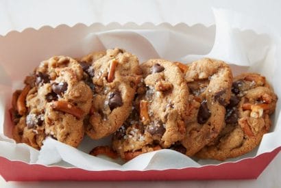 Thumbnail for Delicious Salted Butterscotch Pudding Pretzel Cookies