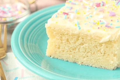 Thumbnail for Guaranteed Moist Vanilla Cake Recipe Bliss