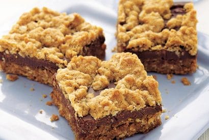 Thumbnail for The Amazing Recipe For Chocolate-Oat Bars That Will Blow Your Mind