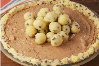 Thumbnail for Step-By-Step Guide To Making This Cookie Dough Pie