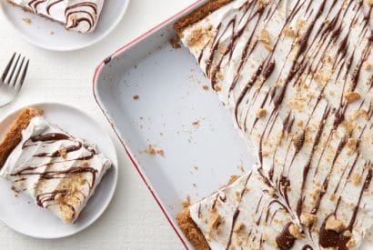 Thumbnail for Yummy S’mores Slab Pie