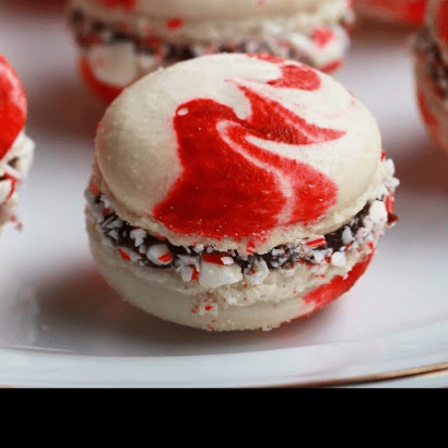 Peppermint Macarons