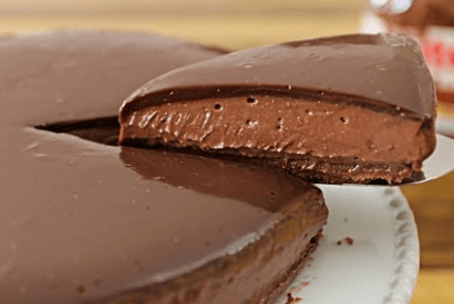 Thumbnail for Wow-This No-Bake Nutella Cheesecake Recipe Looks So Silky Smooth