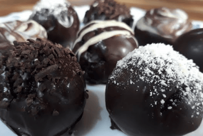 Thumbnail for Love Oreos? Then Try These No Bake Oreo Balls Recipe