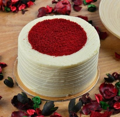 savannah red velvet cake