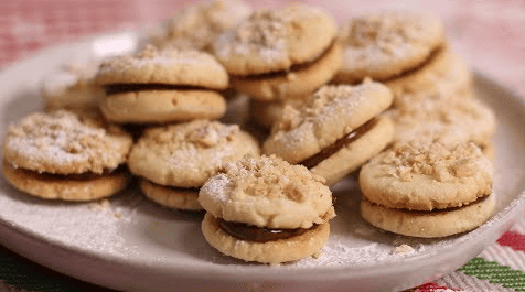 How About Some Amazing Nutella Tea Cookies