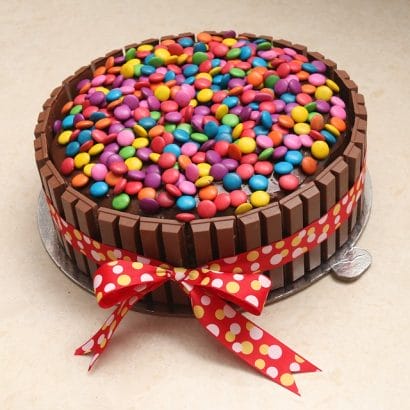 Chocolate Kit Kat Cake
