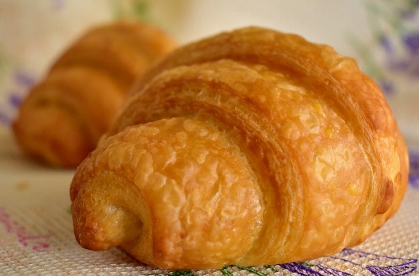 Lemon Filled Croissant Recipe