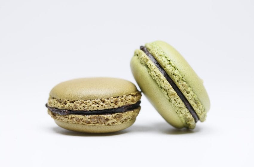 Matcha Macarons With Chocolate Ganache Recipe