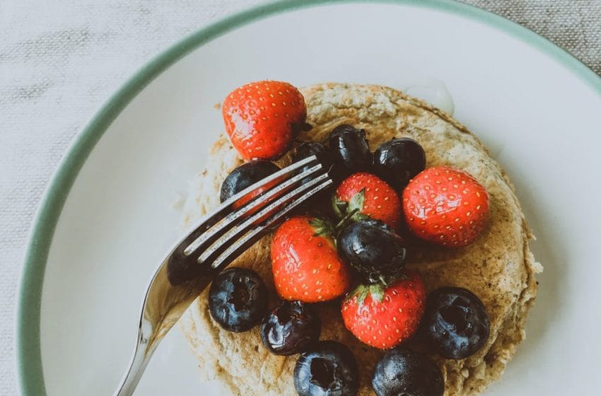 Mixed Berry Multi-Grain Pancakes Recipe