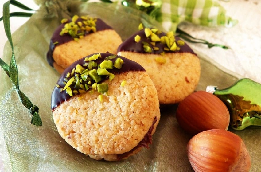 Pistachio Chocolate-Dipped Cookies