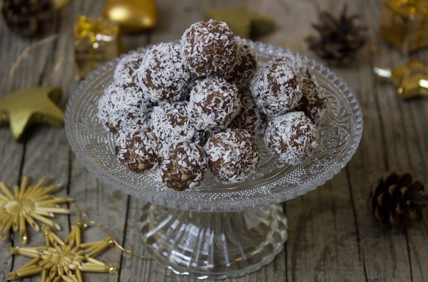Coconut Rum Balls Recipe