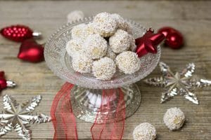 Thumbnail for No-Bake Coconut Balls Recipe